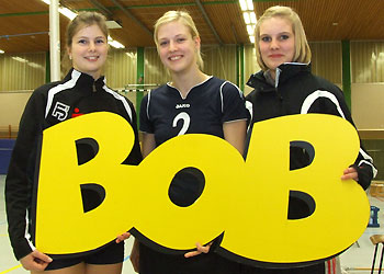 v.l. Katharina Hinrichsen, Eva-Maria Friedrich und Sarah Schneider mit dem BOB