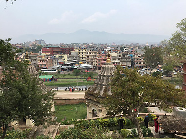 Sven Franke Besichtigung von Kathmandu - running for Children